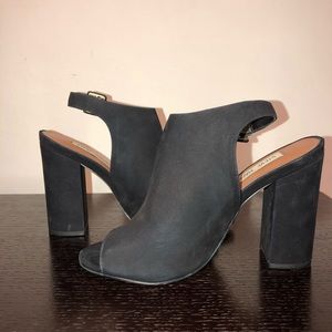 Steve Madden peep toe pumps